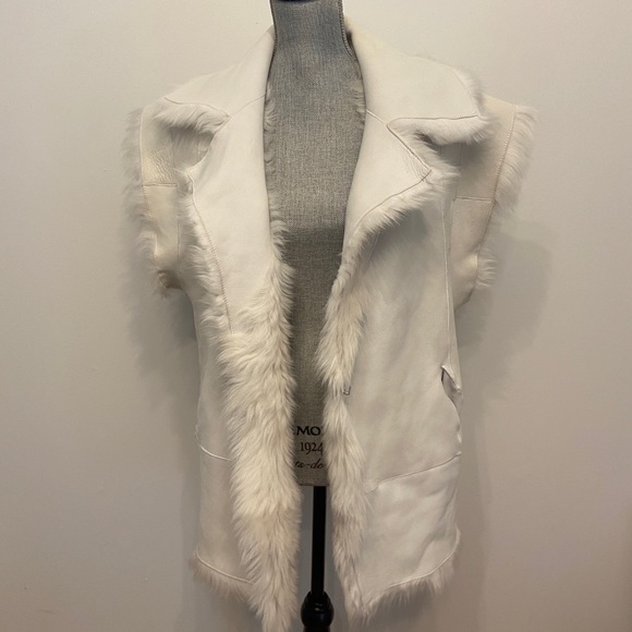 IRO Olair Reversible Shearling Vest - Picture 8 of 13